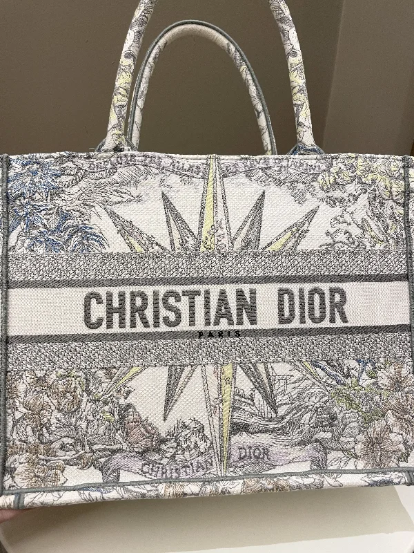 Dior Reve d'Infini Book Tote Ivory / Multicolor Embroidery