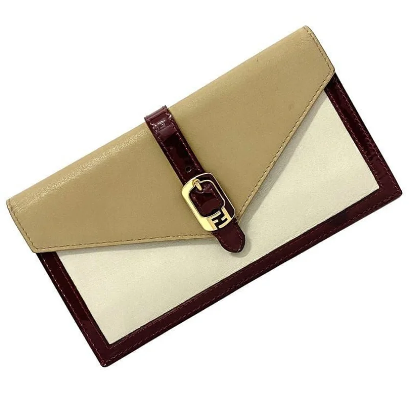 Fendi Bi-fold Long Wallet White Beige Wine Red Chameleon 8M0283 Patent Leather FENDI Flap Clutch Belt Women's