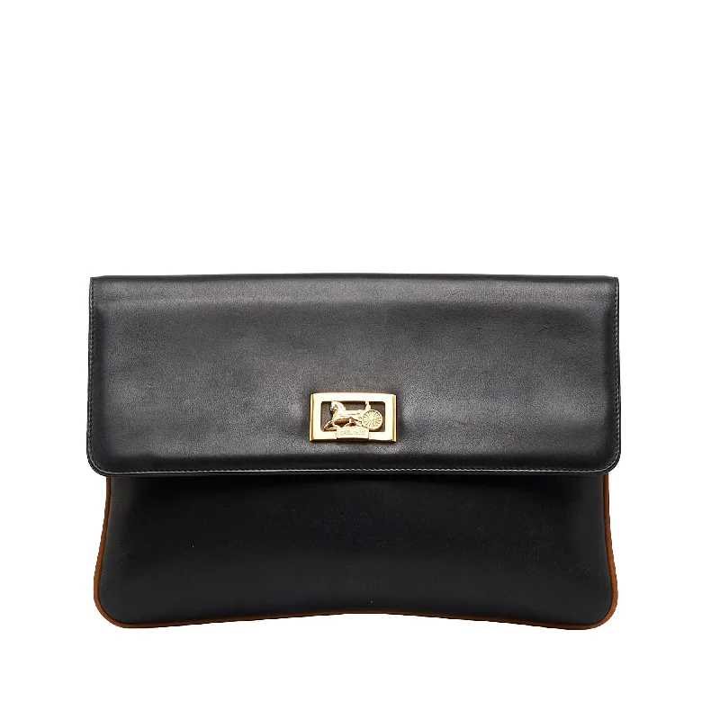 Celine Leather Clutch (SHG-9BXLOM)